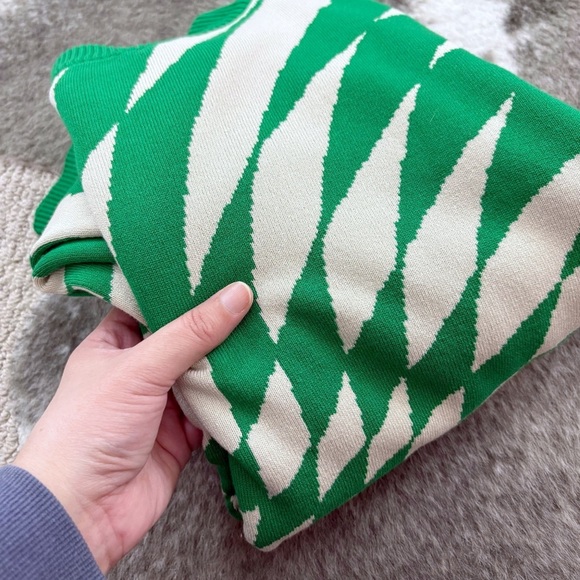 Edikted Morphy Sweater - Picture 6 of 10